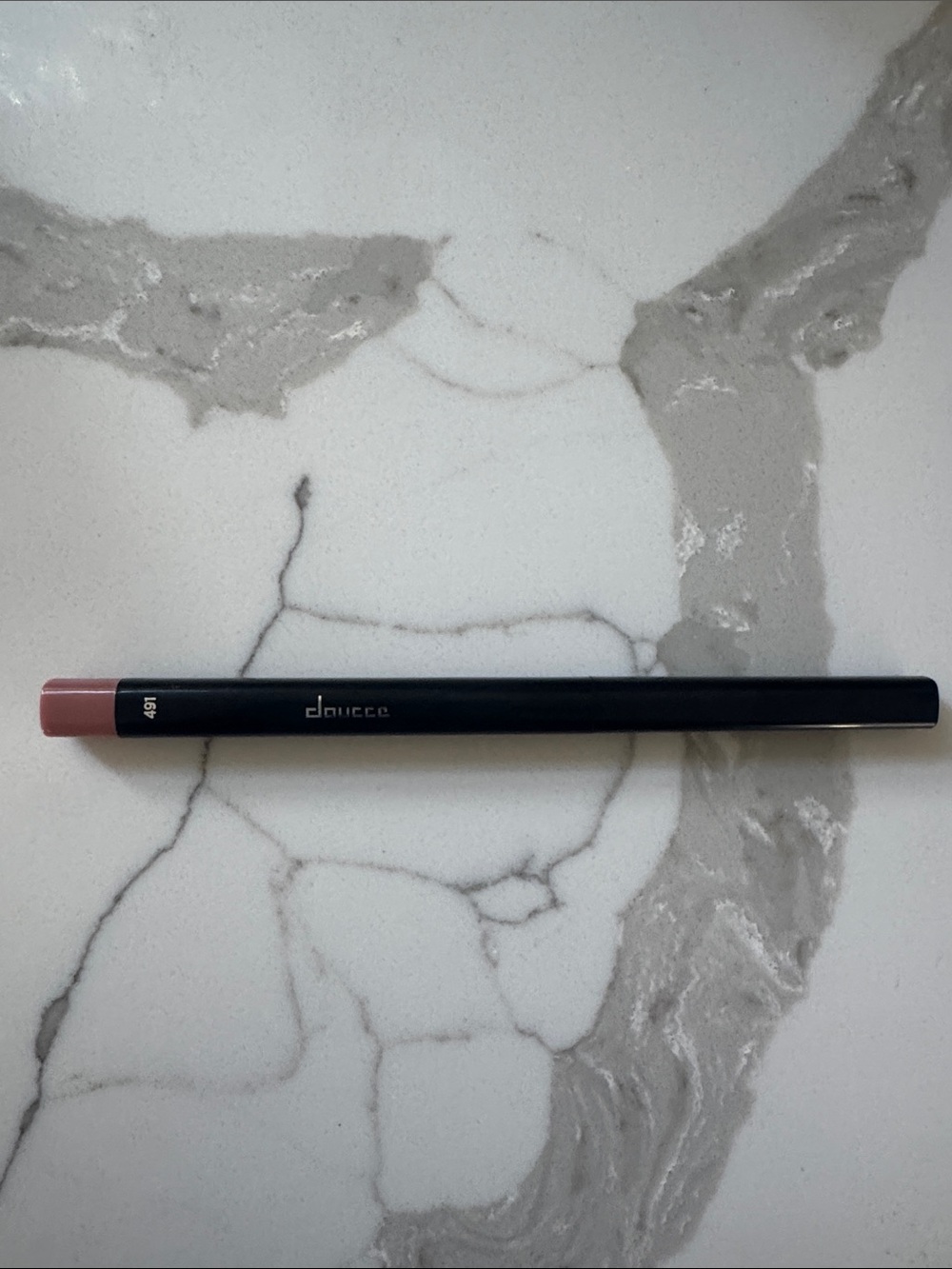 🌸5/$25🌸 Doucce lip definer twist in 491